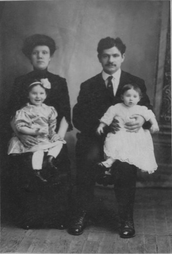Becky, Ike, Kay and Dorothy Kravetz